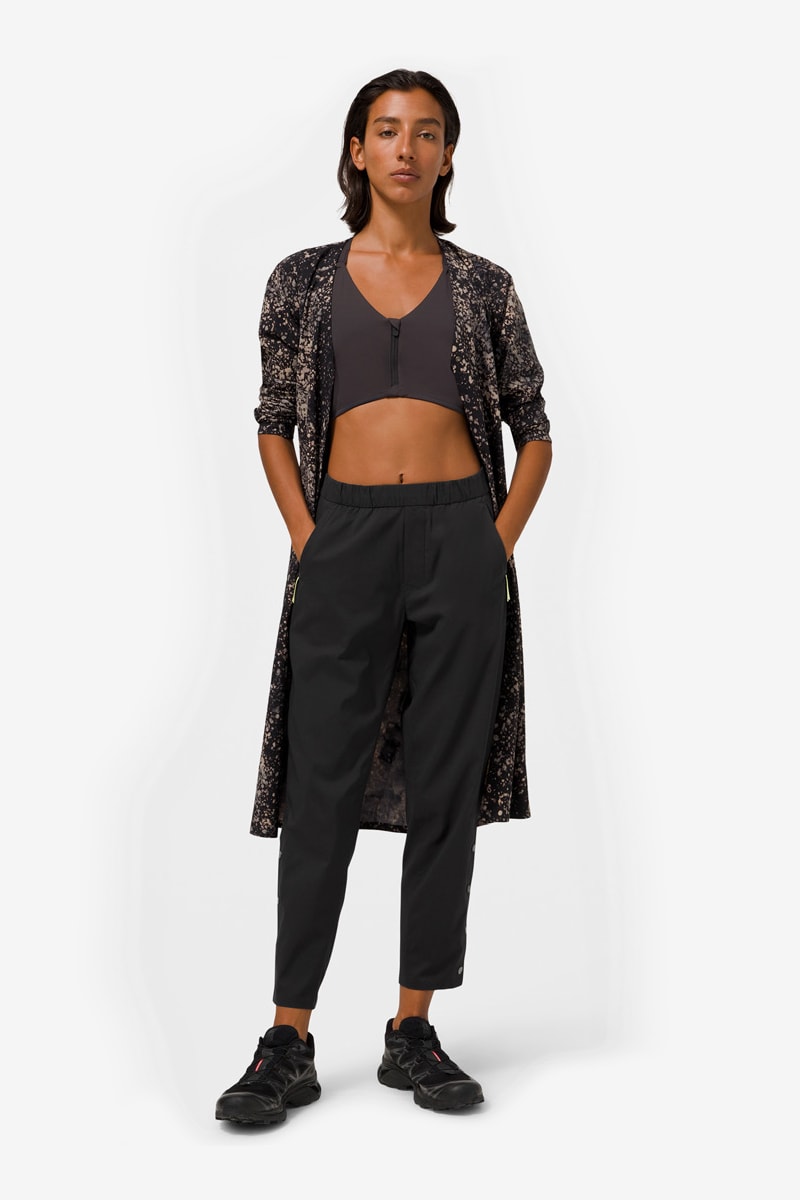 lululemon Lab SS21 Collection Lookbook exercise yoga 3l waterproof outdoors fabrics fitness city urban comfort stretch layering spring rain outdoors 