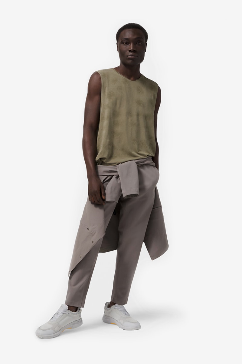 lululemon Lab SS21 Collection Lookbook exercise yoga 3l waterproof outdoors fabrics fitness city urban comfort stretch layering spring rain outdoors 