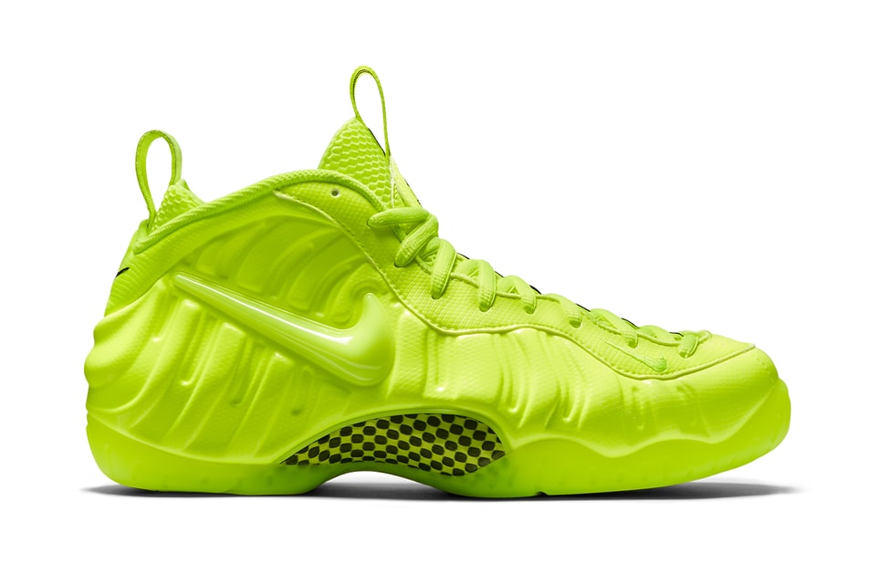 Air Foamposite Volt - USED (Size 12) – THE SNEAKER STUDIO