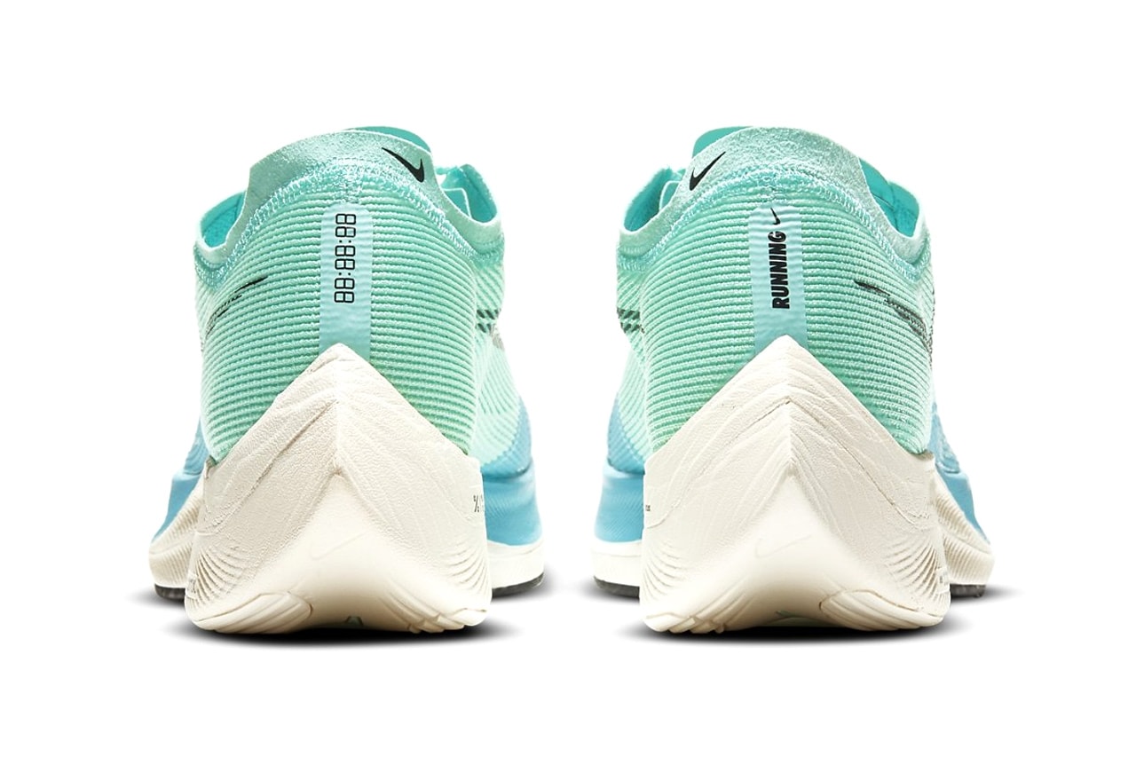 Nike Zoom VaporFly NEXT% 2 running trainer super shoe carbon fiber plate