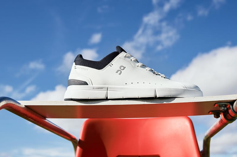 advantage sneaker