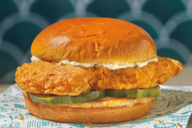 popeyes first ever fish sandwich cajun flounder release info store list price photos nationwide menus brioche bun pickles tartar sauce