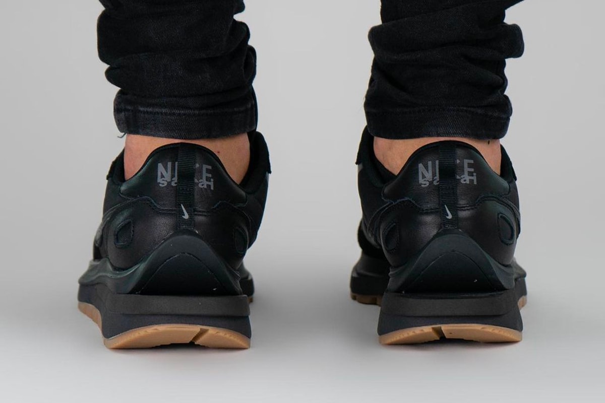 sacai x Nike Vaporwaffle "Black/Gum"