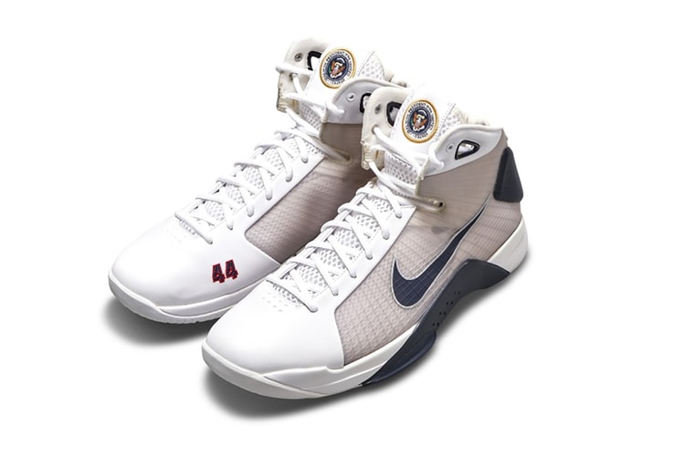 Sotheby's Lists President Barack Obama's Exclusive Nike Hyperdunk PE for $25,000 USD (Update)