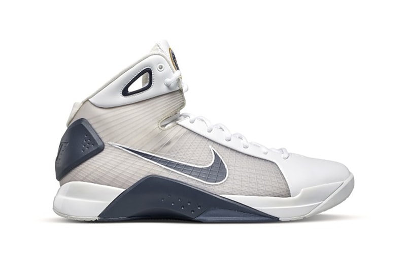 sothebys president barack obama exclusive nike hyperdunk pe sample 25000 dollars release info photos price 44 presidential seal
