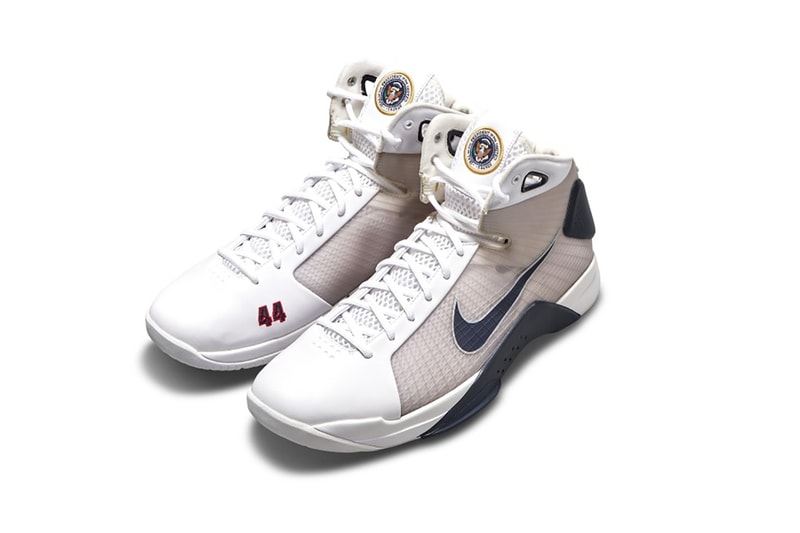 sothebys president barack obama exclusive nike hyperdunk pe sample 25000 dollars release info photos price 44 presidential seal