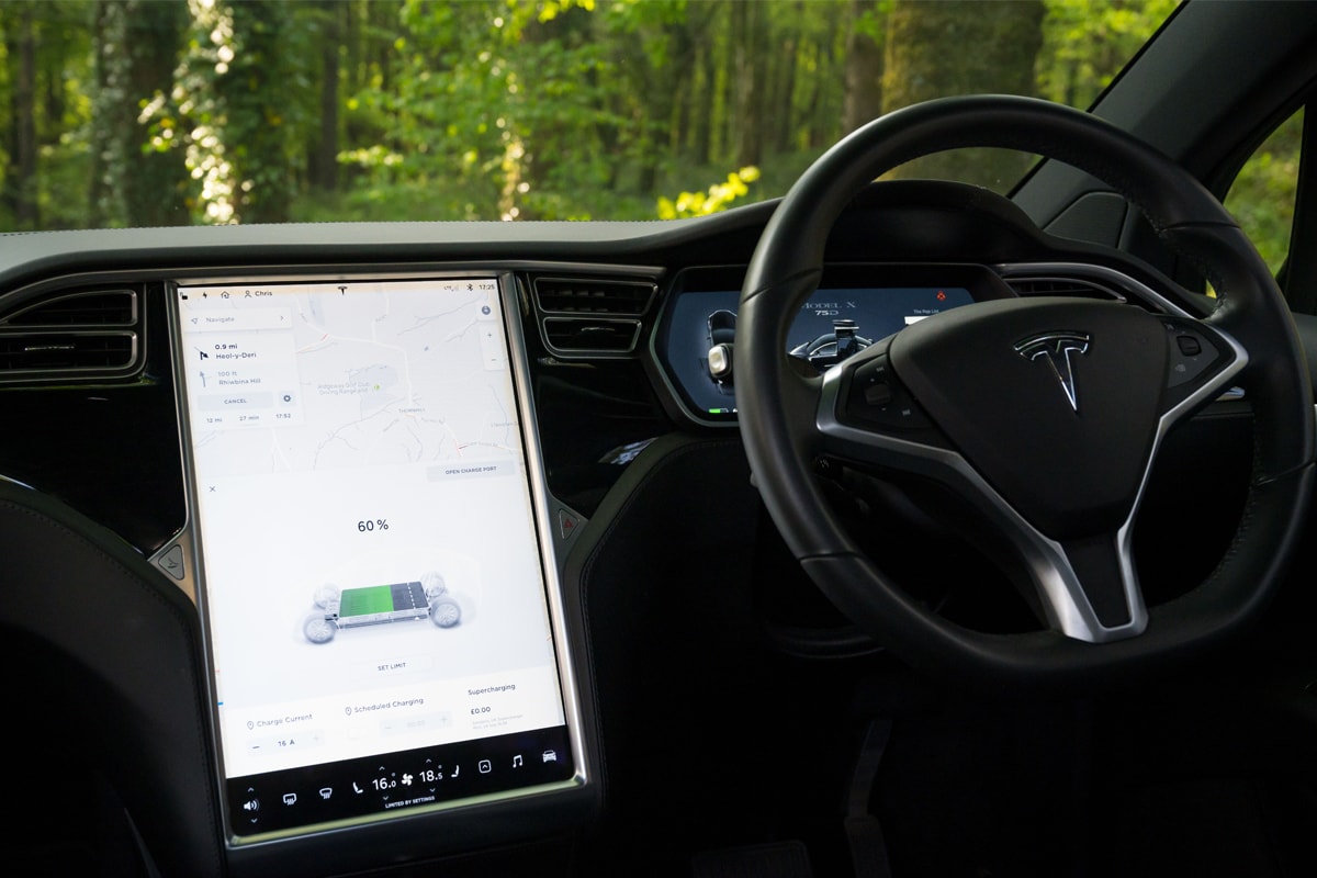 Tesla Recalls 135,000 Cars Touchscreen Failures Model S Model X Elon Musk SUVs Wall Street Journal EV NHTSA  National Highway Traffic Safety Administration