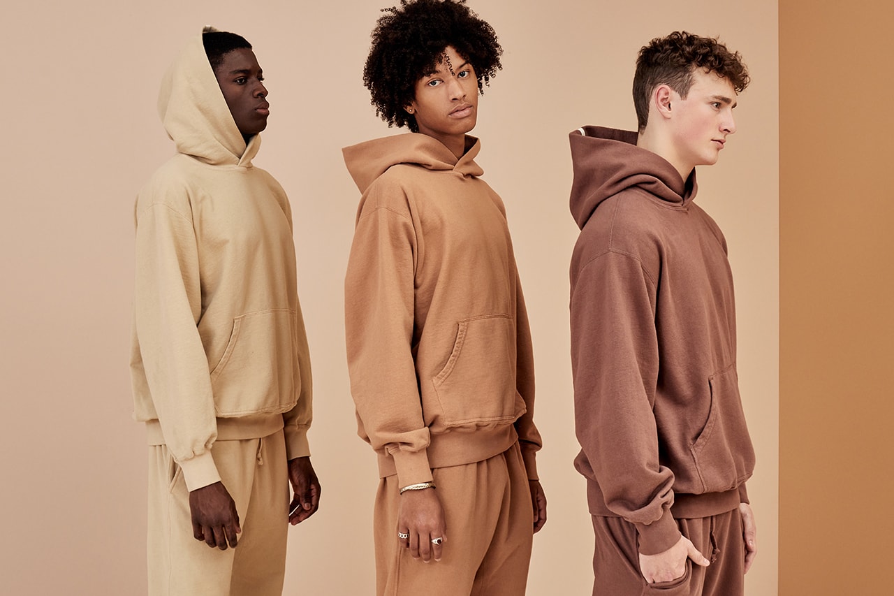 Get Comfy with the Best Minimalist Sweatpants and Sweatshirts