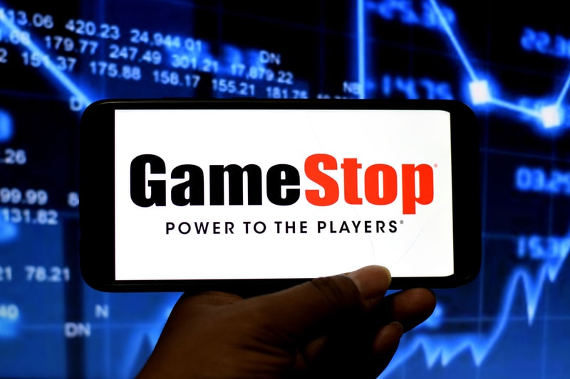 GameStop E-Commerce Sales Jumped 175% Last Quarter stocks reddit r/wallstreetbets pandemic earnings report