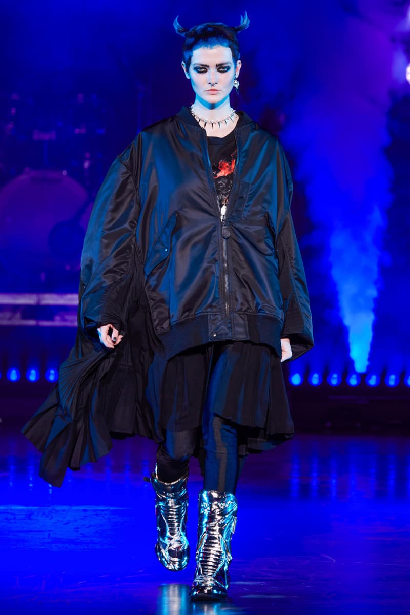 Junya Watanabe Fall/Winter 2021 Collection Runway show presentation fw21 womenswear versace scarf collaboration classic rock bands the who acdc aerosmith rolling stones sex pistols def leppard