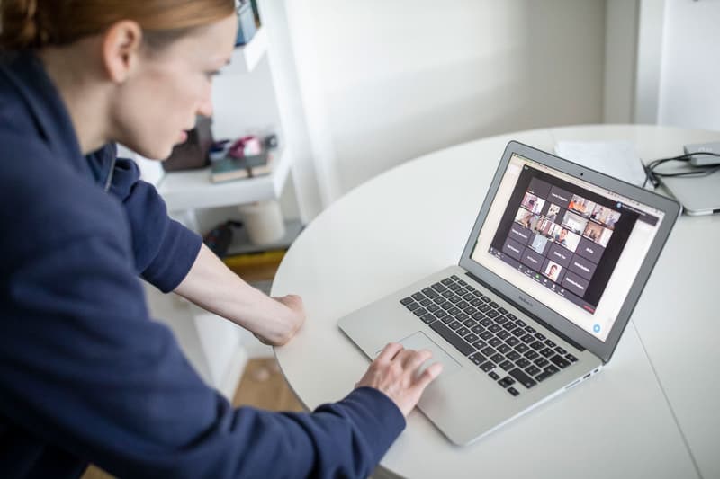 Study Suggests Zoom Calls Less Effective Than Phone Calls For Group Tasks videoconferencing fatigue