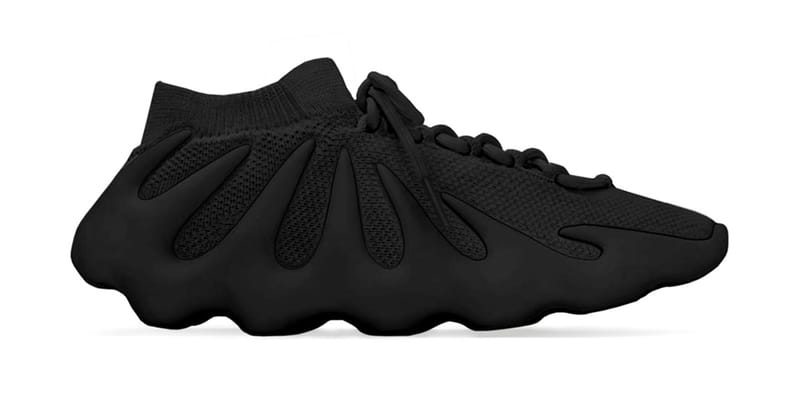 yeezy clouds black