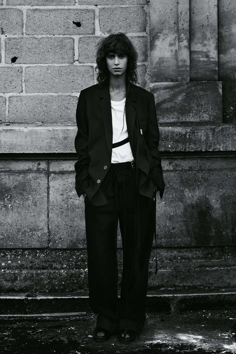Ann Demeulemeester Fall Winter 2021 Lookbook Collection Paris Fashion Week Menswear Womenswear Androgyny Black and White Fashion