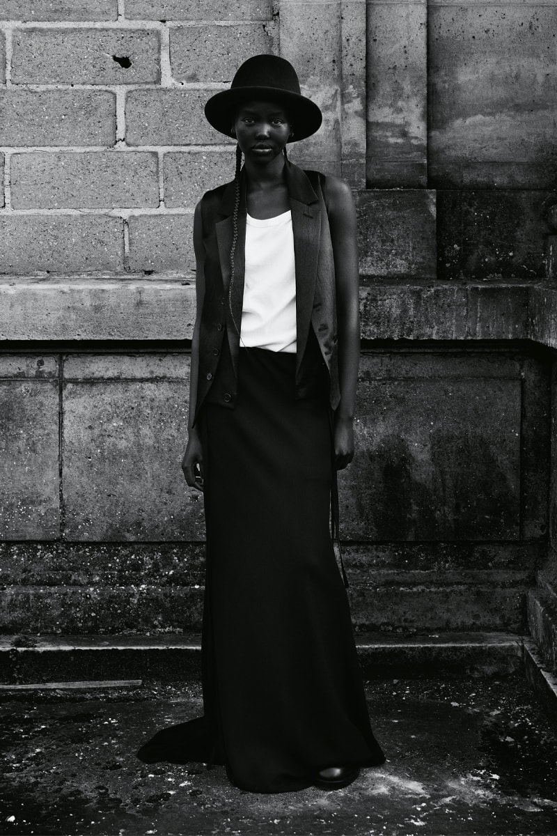 Ann Demeulemeester Fall Winter 2021 Lookbook Collection Paris Fashion Week Menswear Womenswear Androgyny Black and White Fashion