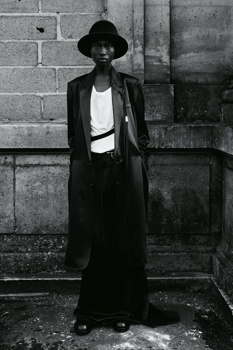 Ann Demeulemeester Fall Winter 2021 Lookbook Collection Paris Fashion Week Menswear Womenswear Androgyny Black and White Fashion