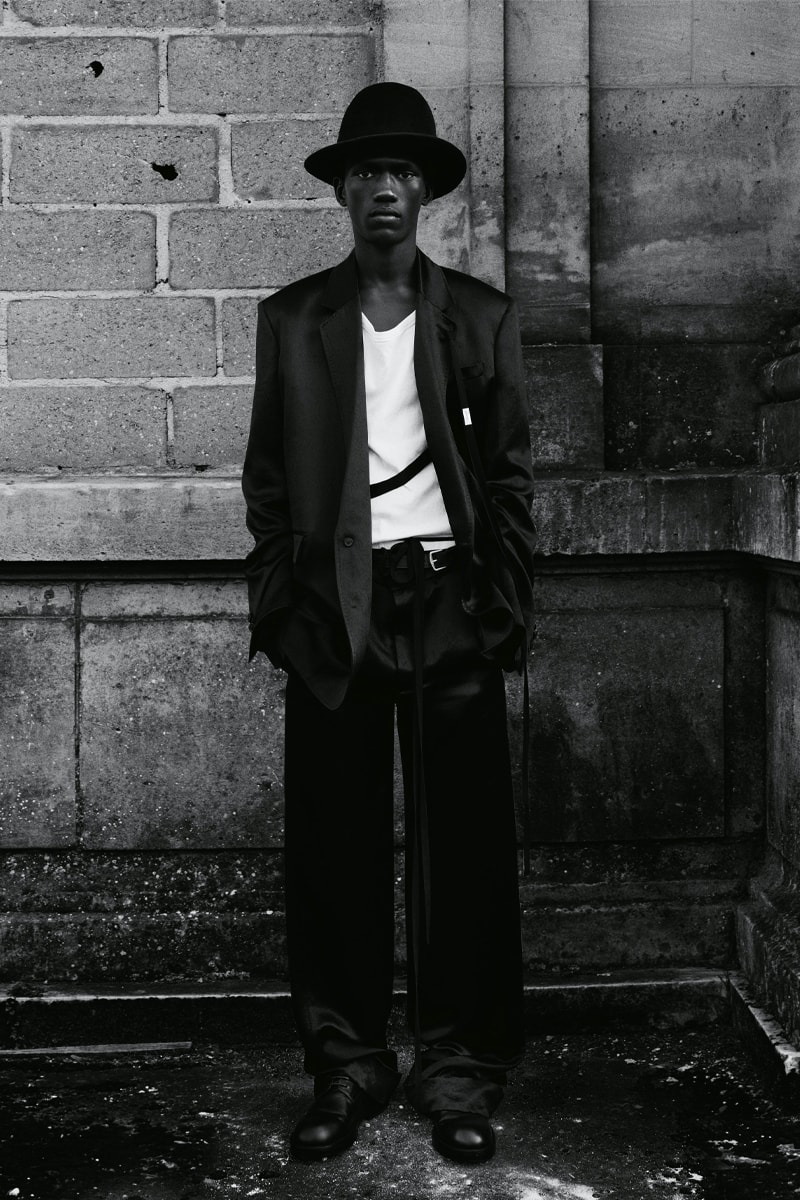 Ann Demeulemeester Fall Winter 2021 Lookbook Collection Paris Fashion Week Menswear Womenswear Androgyny Black and White Fashion