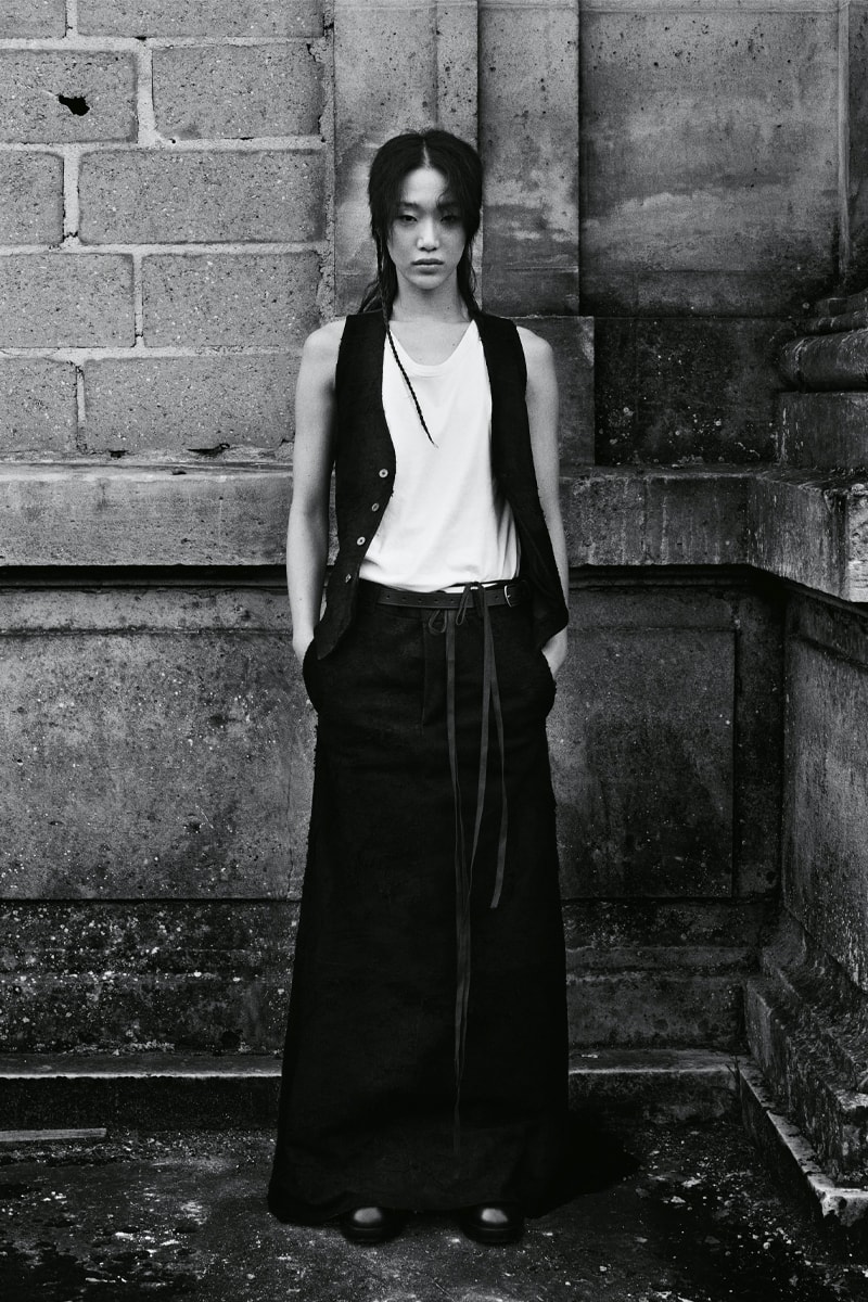 Ann Demeulemeester Fall Winter 2021 Lookbook Collection Paris Fashion Week Menswear Womenswear Androgyny Black and White Fashion