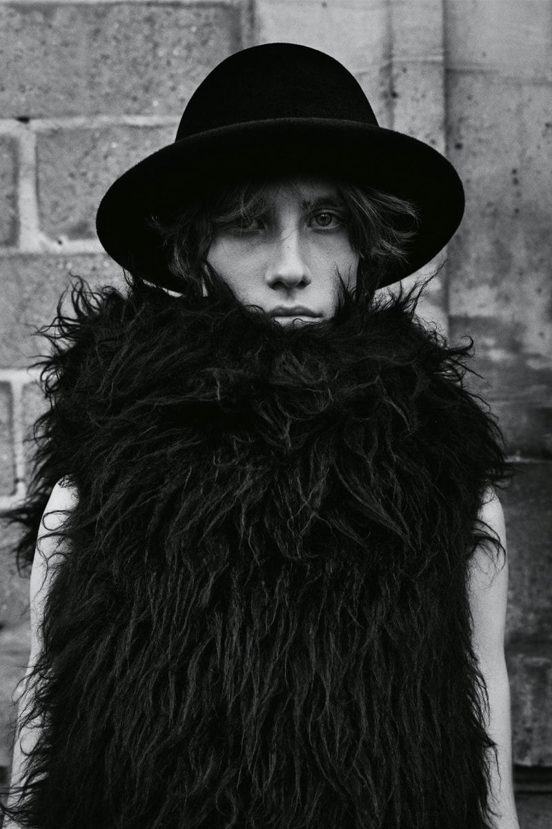 Ann Demeulemeester Fall Winter 2021 Lookbook Collection Paris Fashion Week Menswear Womenswear Androgyny Black and White Fashion
