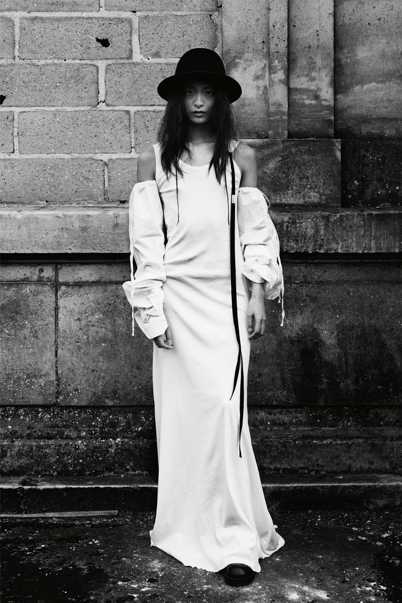 Ann Demeulemeester Fall Winter 2021 Lookbook Collection Paris Fashion Week Menswear Womenswear Androgyny Black and White Fashion