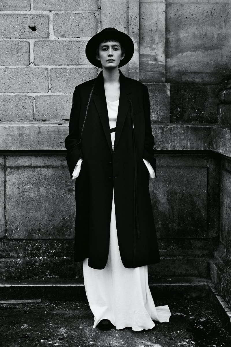 Ann Demeulemeester Fall Winter 2021 Lookbook Collection Paris Fashion Week Menswear Womenswear Androgyny Black and White Fashion