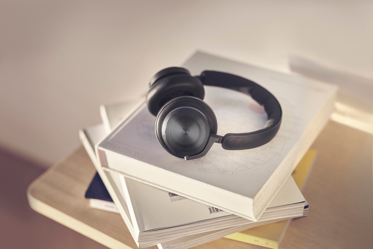 Bang & Olufsen Beoplay HX Wireless Headphones Advanced Sound Technology Over Ear Luxury Audio Experience Digital ANC Active Noise Cancellation 35 Hours Battery Life Working Day Work From Home Office Best Earphones for Music Calls