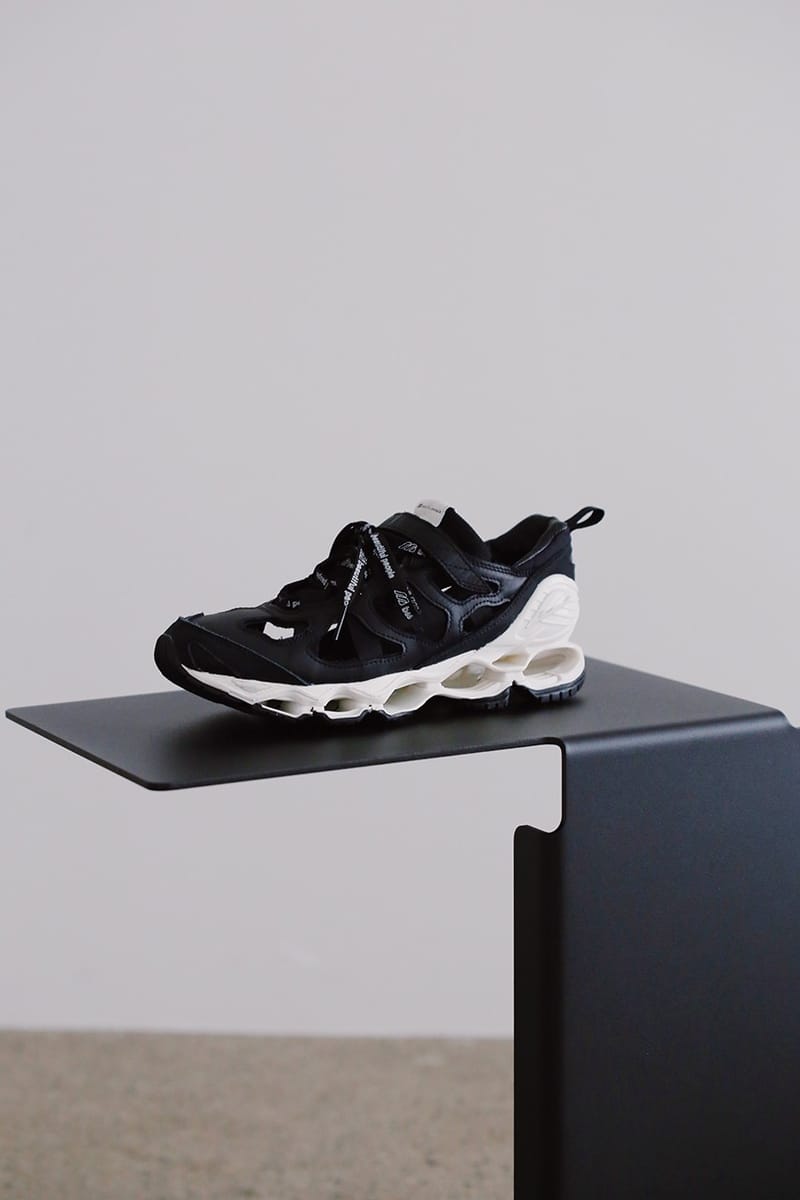 mizuno chrono