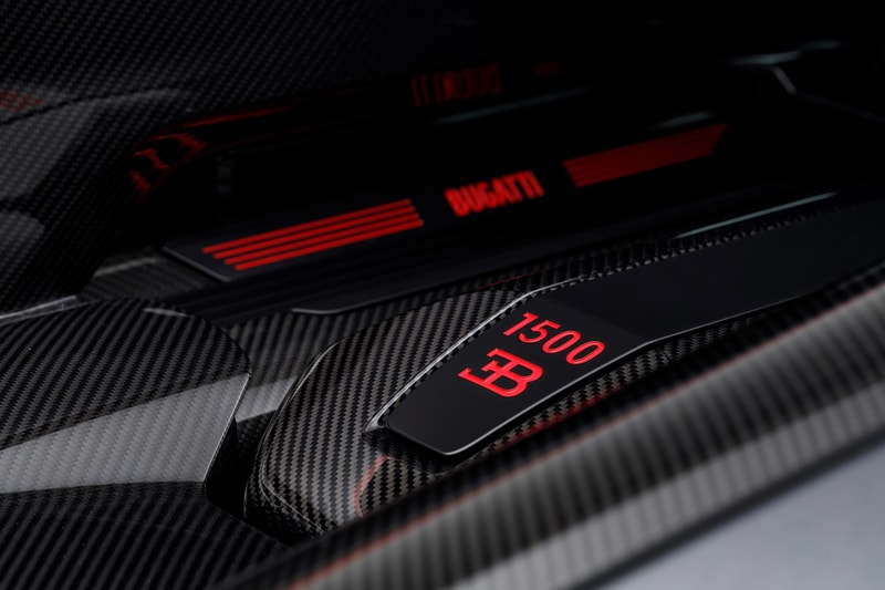 Bugatti Divo Lady Bug Custom info