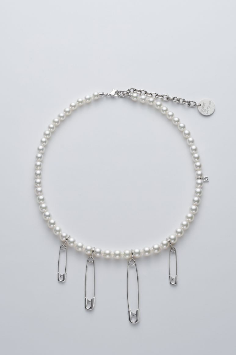 COMME des GARÇONS x Mikimoto Pearl Necklaces SS21 spring summer 2021 dover street market sign up collaboration jewelry collection silver stud safety pin
