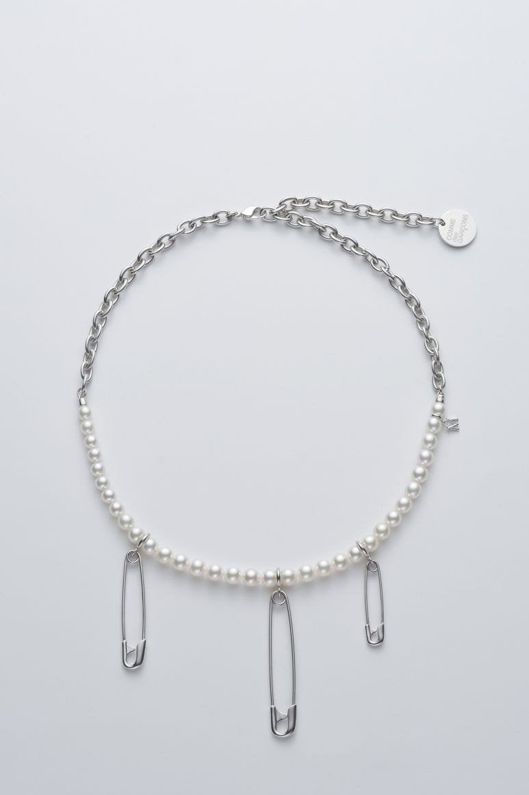 COMME des GARÇONS x Mikimoto Pearl Necklaces SS21 spring summer 2021 dover street market sign up collaboration jewelry collection silver stud safety pin