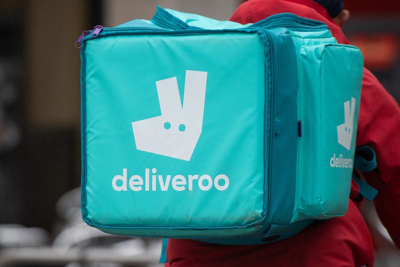 Deliveroo Set for Biggest U.K. Share Listing in Almost 10 Years