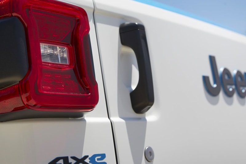 Jeep All-Electric Wrangler Magneto Concept Unveiled Electric Vehicles Jeep Wrangler Magneto Electric Cars 4x4 Jeep Safari SUV Jeep Performance Stellantis BEV Battery electric vehicle Jeep Easter Safari