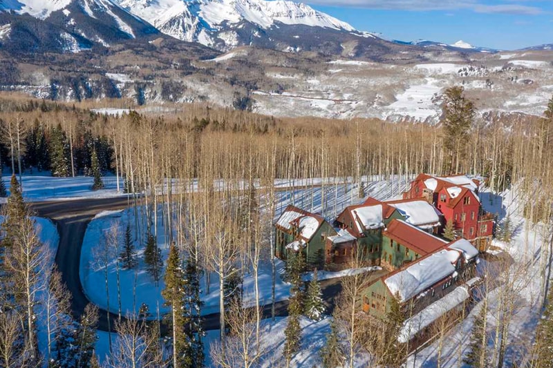 Jerry Seinfeld Colorado Telluride ski house listing comedian celebrity homes ski resort winter housing home Lipkin-Warner architecture 