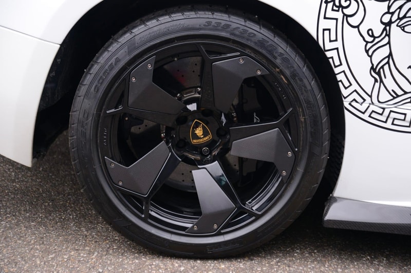 Lamborghini Murcielago 2012 Versace Coupe Bob Forstner Listing gianni versace supercars exotics lambo medusa Italian fashion house horsepower 