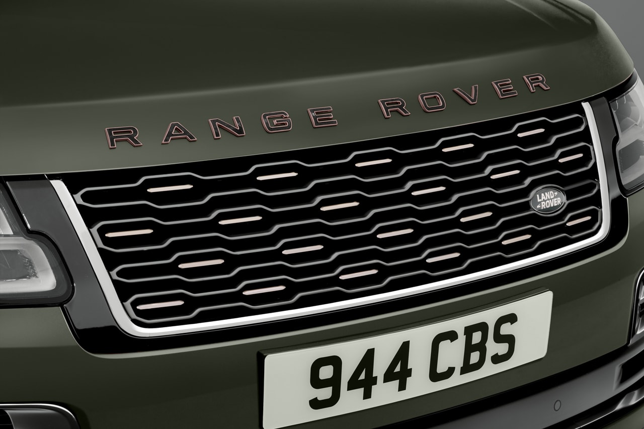 Land Rover Range Rover SVAutobiography Dynamic Ultimate Editions Limited Rare Custom Satin Finish Paint Job Carbon Fiber V8 Power Speed Luxury SUVs Long Wheel Base LWB SWB