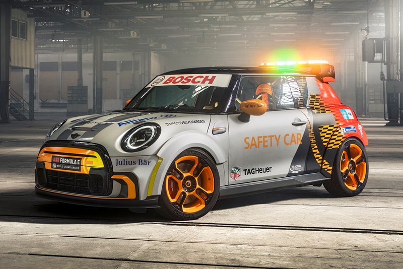 MINI Electric Pacesetter Inspired by JCW John Cooper Works Mini SE Electric City Car Small Hatchback EV Vehicle Formula E Race Car Racing Automotive ABB FIA World Championship Tesla Porsche Taycan Kia EV6 