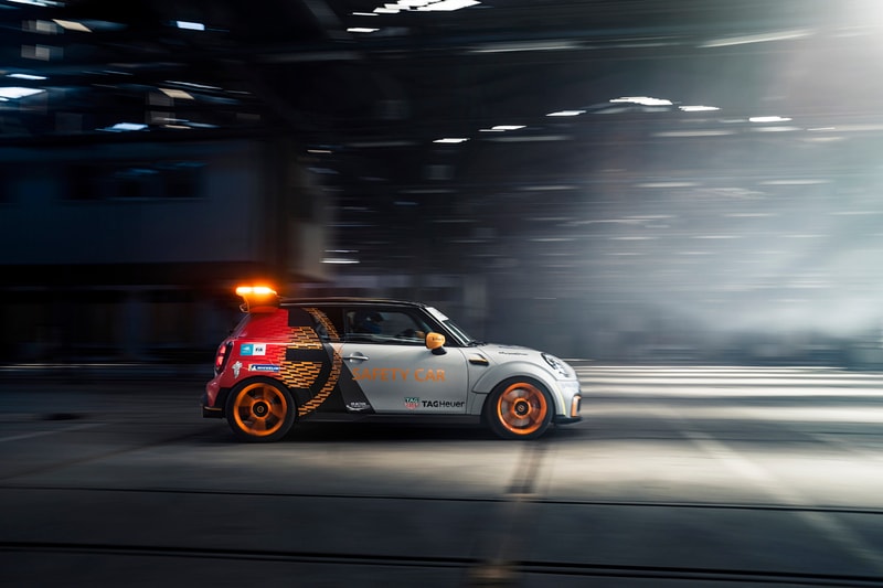 MINI Electric Pacesetter Inspired by JCW John Cooper Works Mini SE Electric City Car Small Hatchback EV Vehicle Formula E Race Car Racing Automotive ABB FIA World Championship Tesla Porsche Taycan Kia EV6 