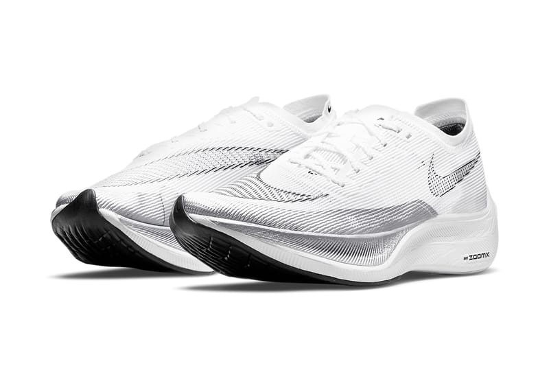 zoomx vaporfly next white