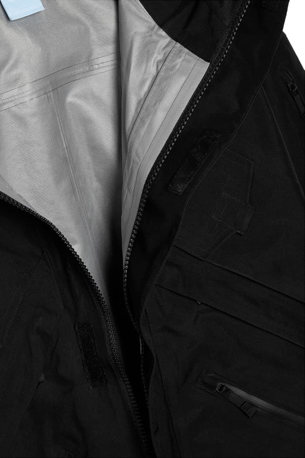 Drake x Nike NOCTA GORE-TEX Capsule Release Date black colorway price info buy DA3991-010 DC9879-010 DA3987-010 sivasdescalzo atmos tech 12 web store resale rep waterproof cargo vest jacket shirt tee swoosh hat cap hoodie sweater logo