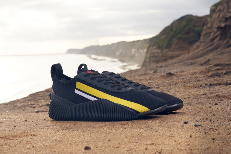 Onitsuka Tiger ACROMOUNT Series 1970s Vintage Footwear Trainer Sneaker Revival High Tops Flat Sole Unit Knitted Leather Designs Andrea Pompilio 2000s '00s Early Y2K Aesthetic Low Profile Casuals Eastern European Night Clubs Opening UK Scene 
