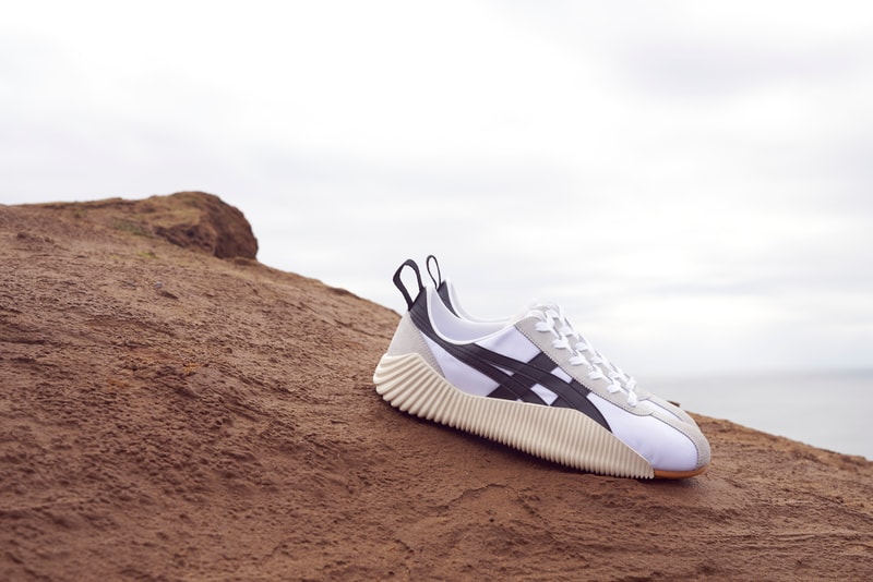 Onitsuka Tiger ACROMOUNT Series 1970s Vintage Footwear Trainer Sneaker Revival High Tops Flat Sole Unit Knitted Leather Designs Andrea Pompilio 2000s '00s Early Y2K Aesthetic Low Profile Casuals Eastern European Night Clubs Opening UK Scene 
