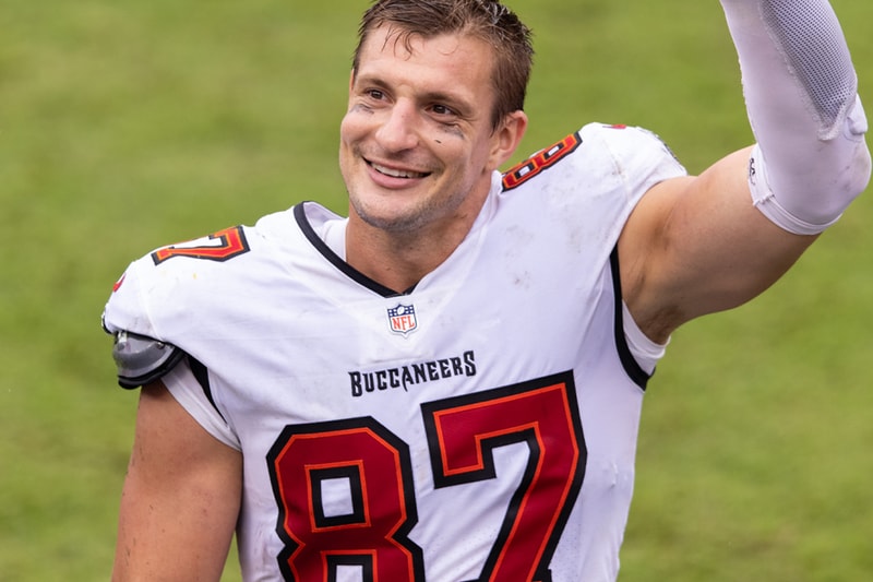 Rob Gronkowski First NFT Card Collection $1.2m USD NBA Top Shot First NFL exclusive collection of trading cards Super bowl Tampa bay buccaneers OpenSea GronkNFT GronkNFT.com cryptocurrency blockhain