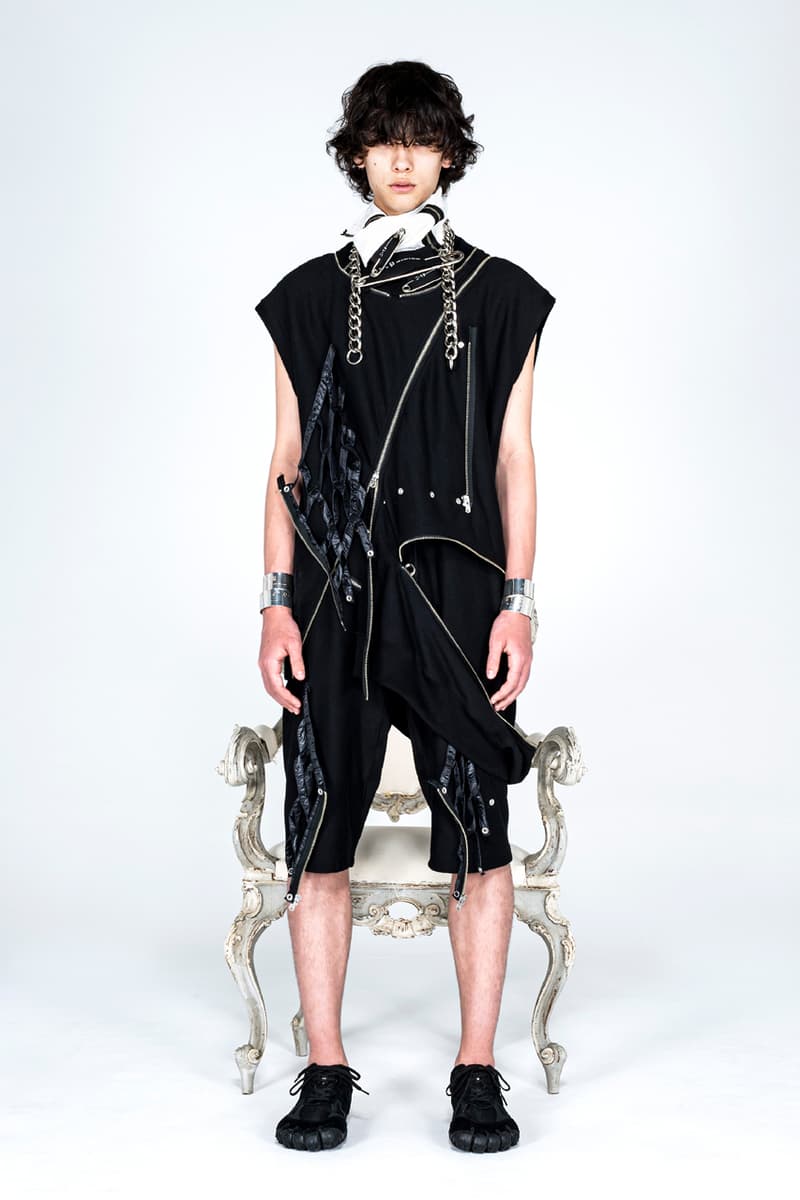 TAKAHIROMIYASHITA TheSoloist. Fall/Winter 2021 collection lookbook takhiro miyashita menswear womenswear fw21