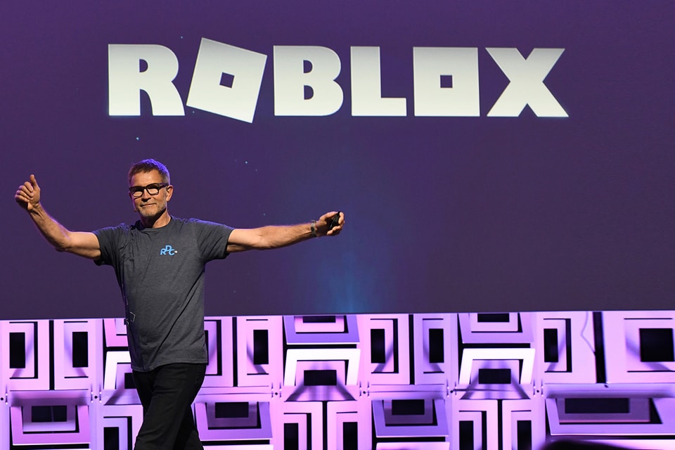 Roblox Goes Public Valued At 45 Billion Usd Hypebeast - bethesda and roblox logo