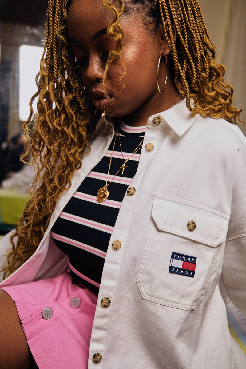 Tommy Hilfiger launches new TOMMY JEANS looks, the classic American cool  uniform - Duty Free Hunter