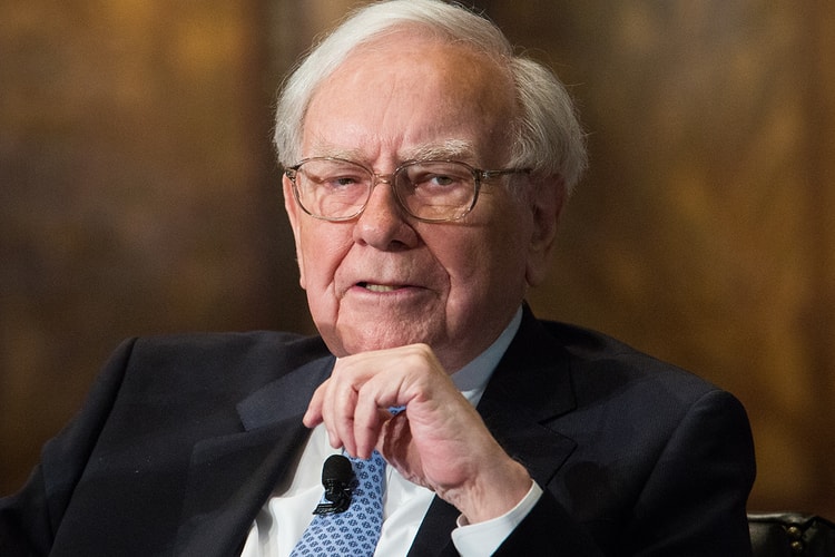 Warren Buffet Just Made It Into the $100 Billion USD Club