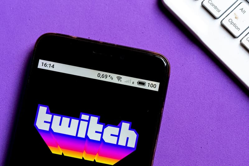 Twitch Introduces Comment Threads To Manage the Chaos of Its Chat Replies livestreaming 