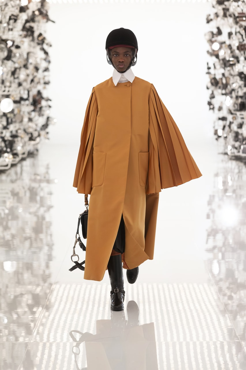 Gucci Debuts Balenciaga "Collab" on "Aria" Runway alessandro michele demna gvasalia collaboration collection 100th anniversary menswear womenswear price buy website logo jacket