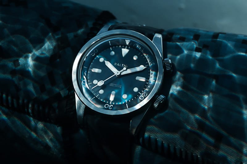 Baltic Releases Dual-Crown Compressor Version of Its AQUASCAPHE Watch