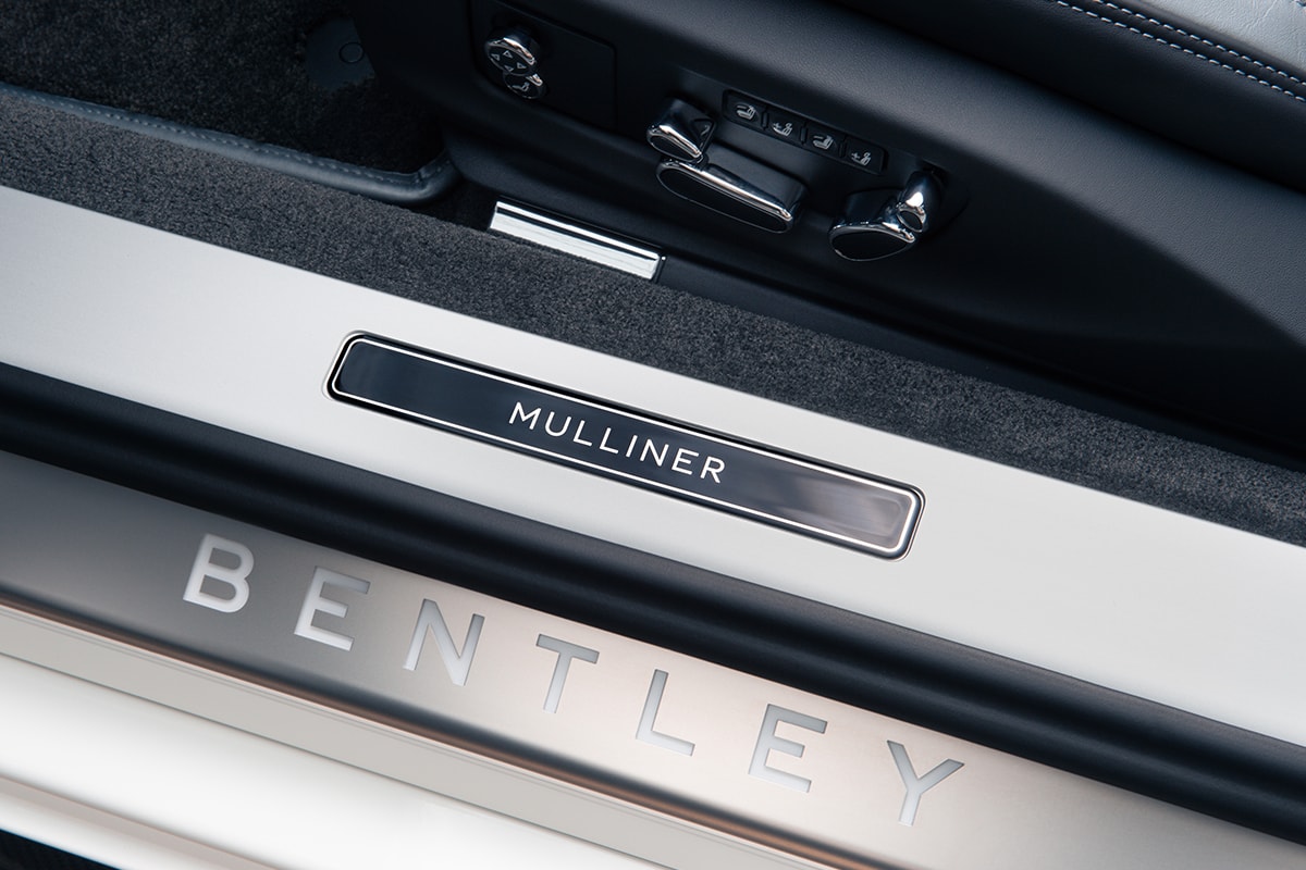 bentley mulliner coachbuilding japan exclusive continental gt twin turbocharged v8 engine 542 horsepower equinox edition glacier white 