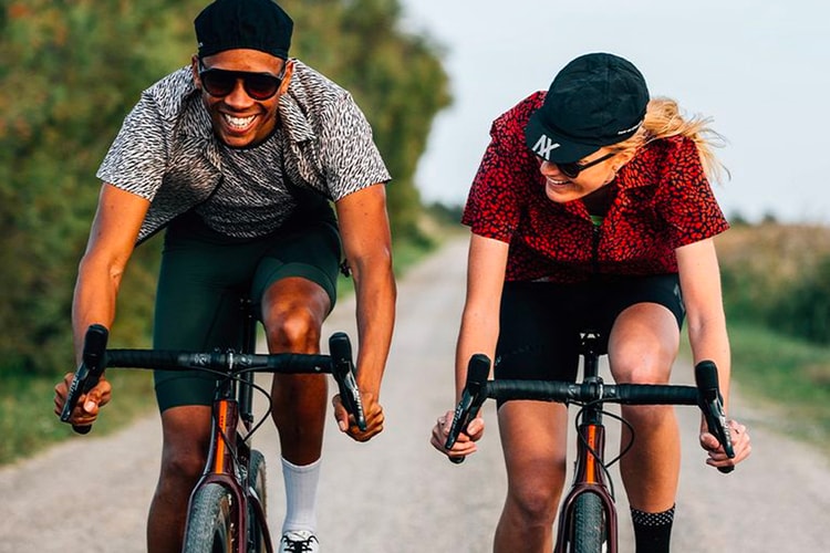 Café du Cycliste Introduces Cycling to the Cuban Collar